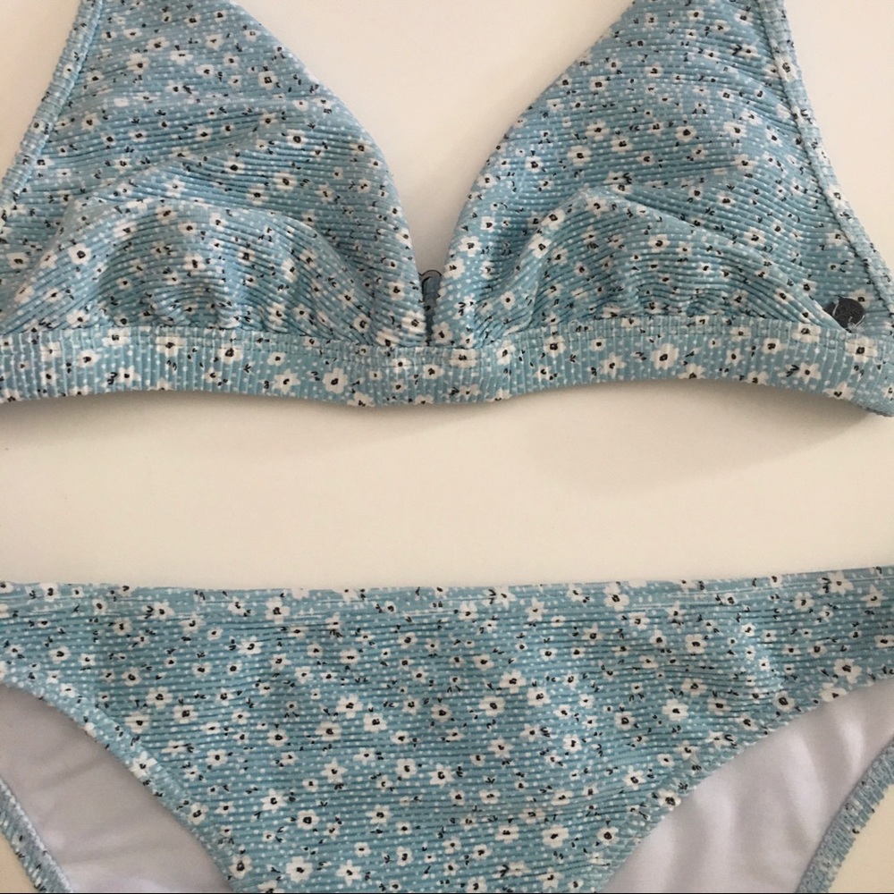 ❤️ SOLD Billabong Ribbed Bikini Set Sz L - Picture 6 of 7